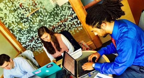 Students at UNH DataJam competition