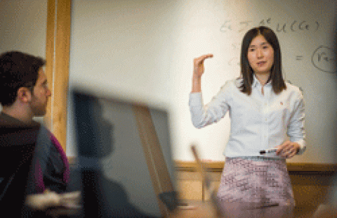 yin germaschewski, assistant professor in economics teaching students