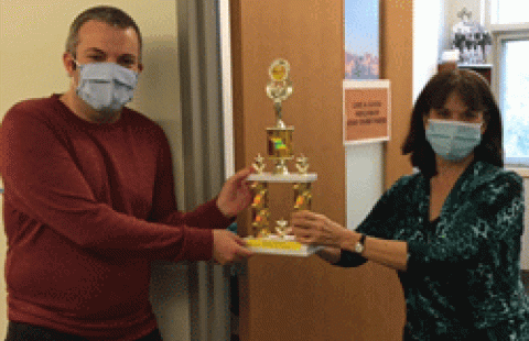 bake off trophy with andrew mitchell and debbie hensley