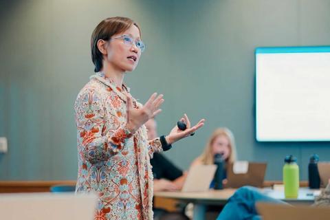Shuili Du gives a presentation at UNH. Shuili Du gives a presentation at UNH.