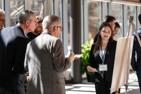 Student presents at Real World Business Challenge at MAC SMAC