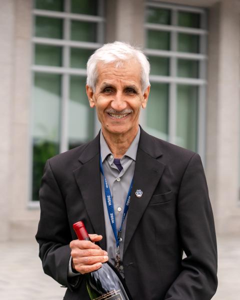 Ahmad Etebari