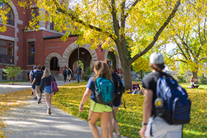 students walking around UNH campus