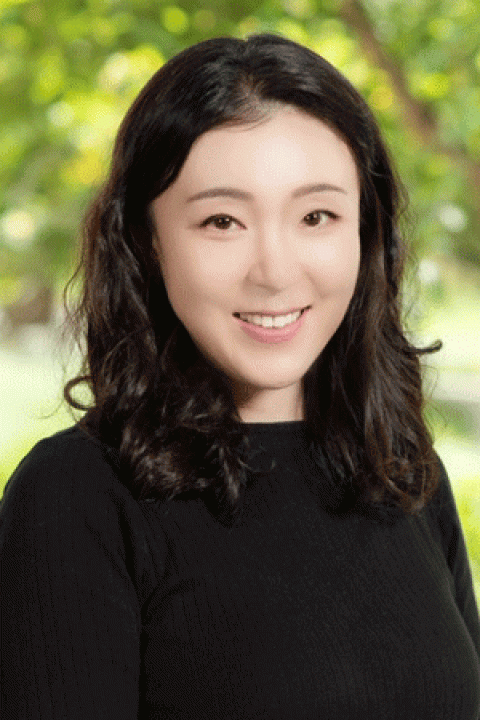 Yunshil Cha
