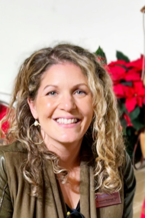 Suzanne Roberge Headshot