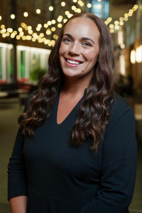 Annie Nevells Headshot